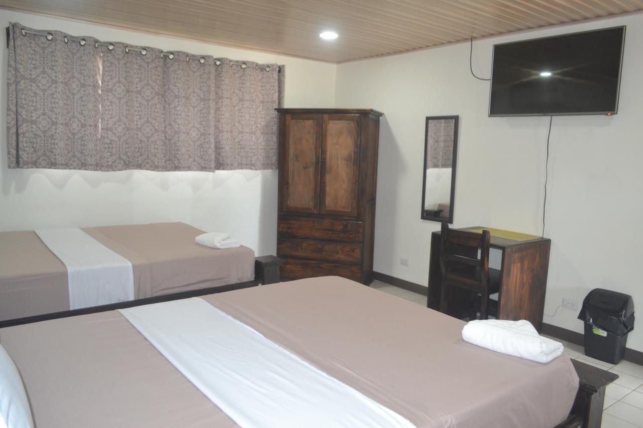 Hotel Don Fito Golfito Dış mekan fotoğraf